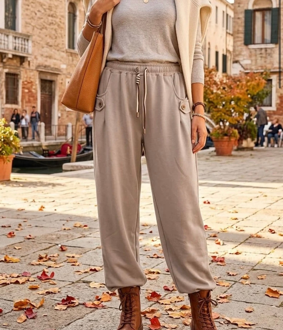 Pocket button drawstring trousers