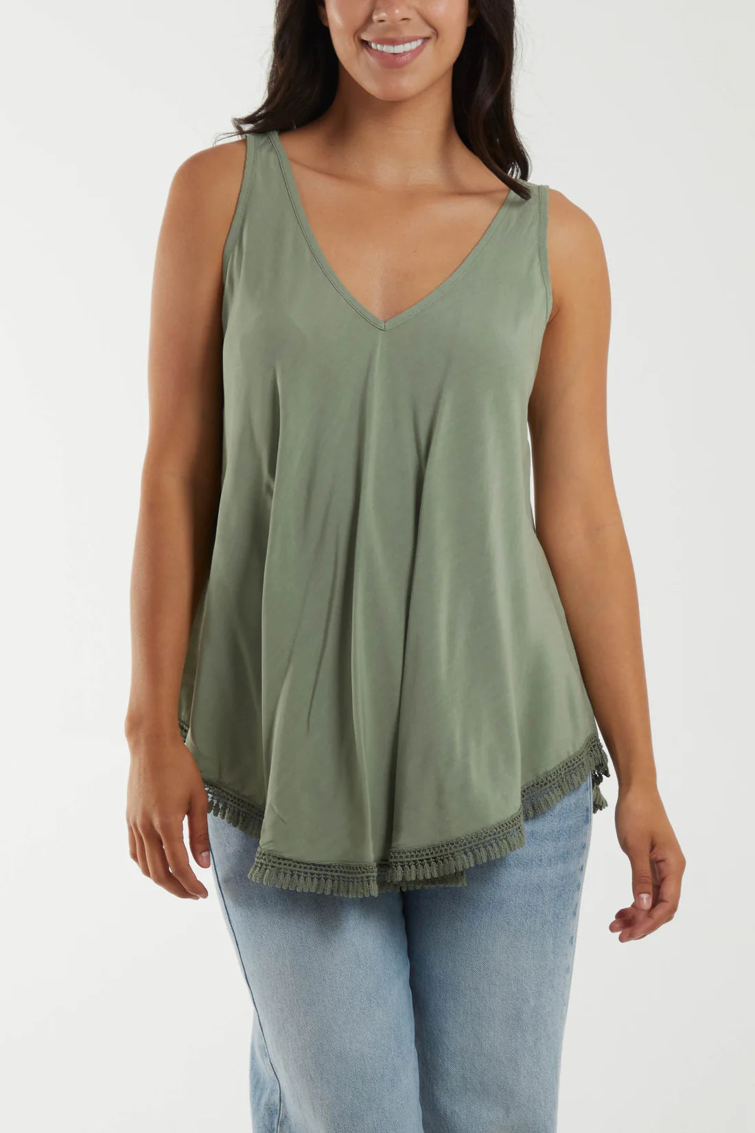 TASSEL HEM V-NECK VEST