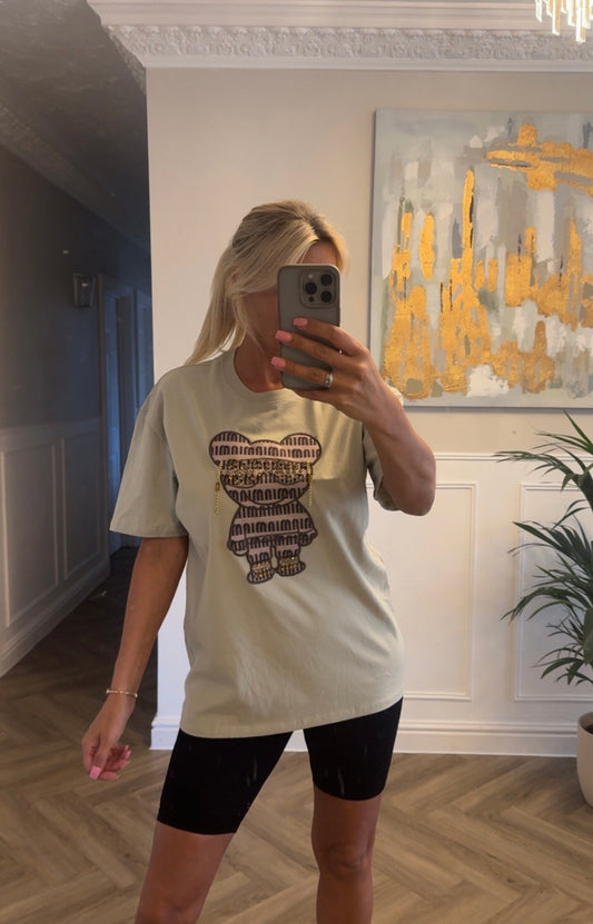 EMBELLISHED BEAR T-SHIRT