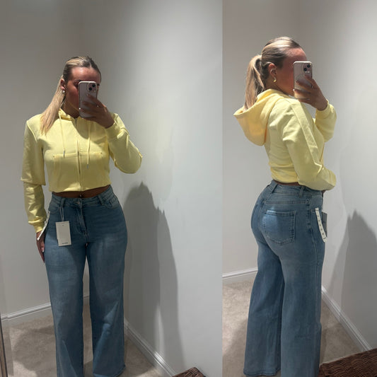 Stretchy denim jeans