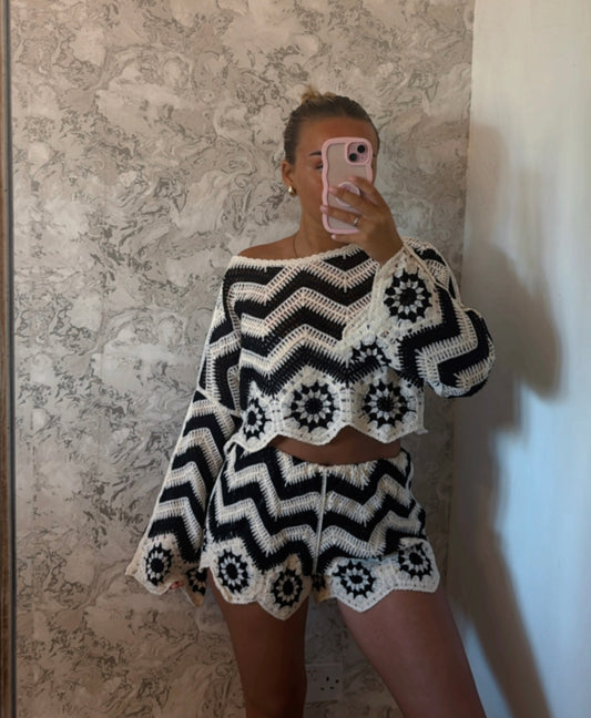 Crotchet shorts