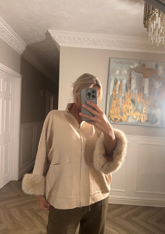 Zip up jacket with faux furr cuffs