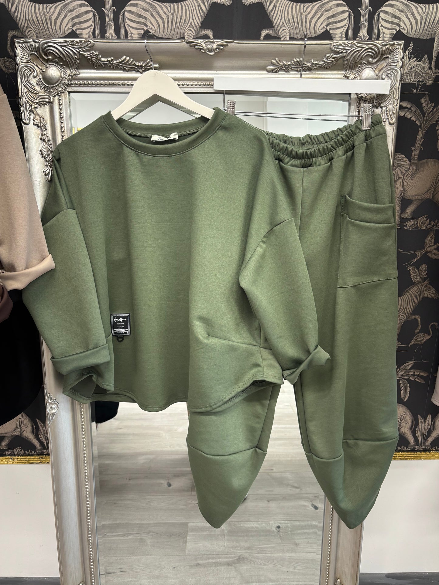 Barrel leg trouser & jumper set